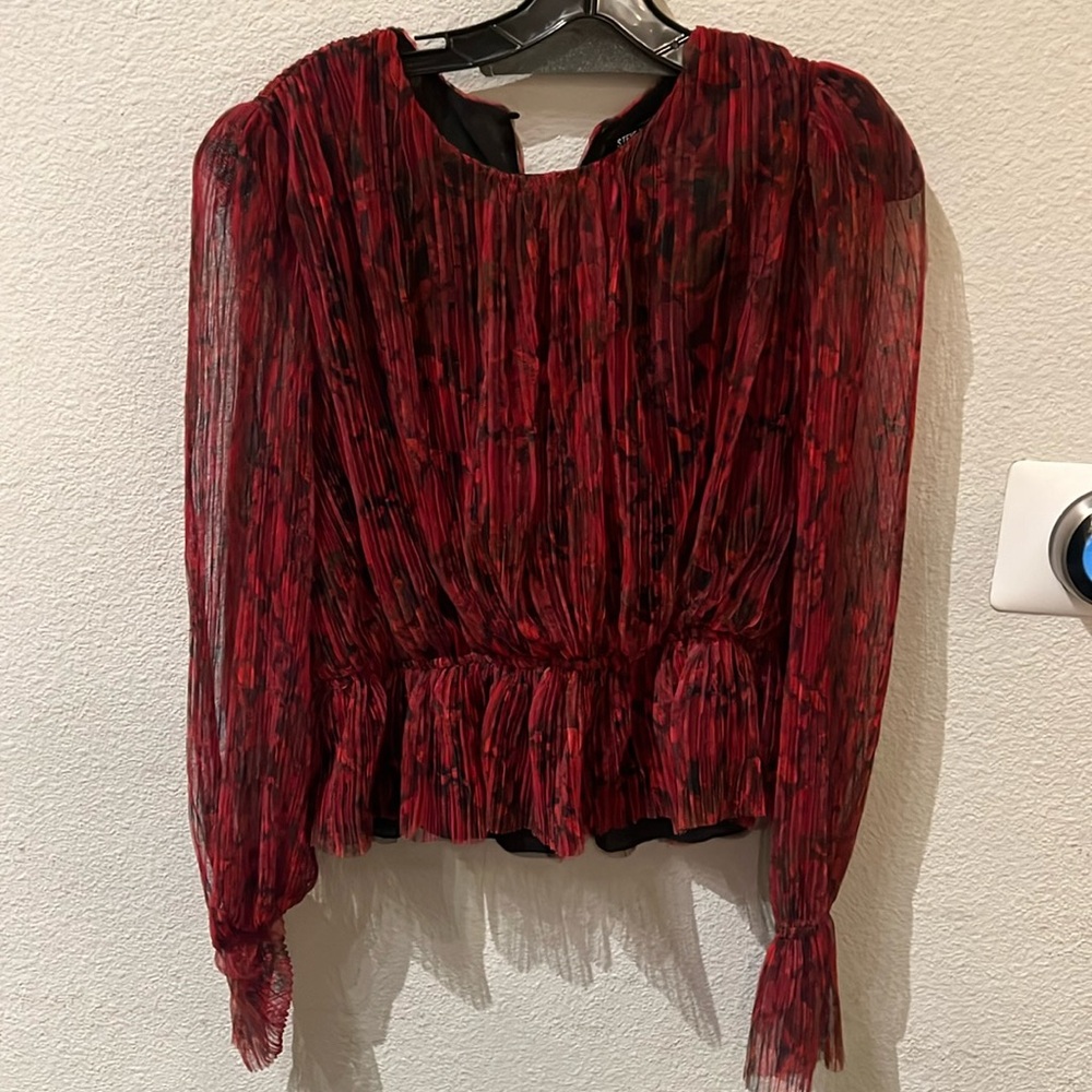 Steve Madden Filippa Plisse Peplum top - red, black, going out top, sheer arms